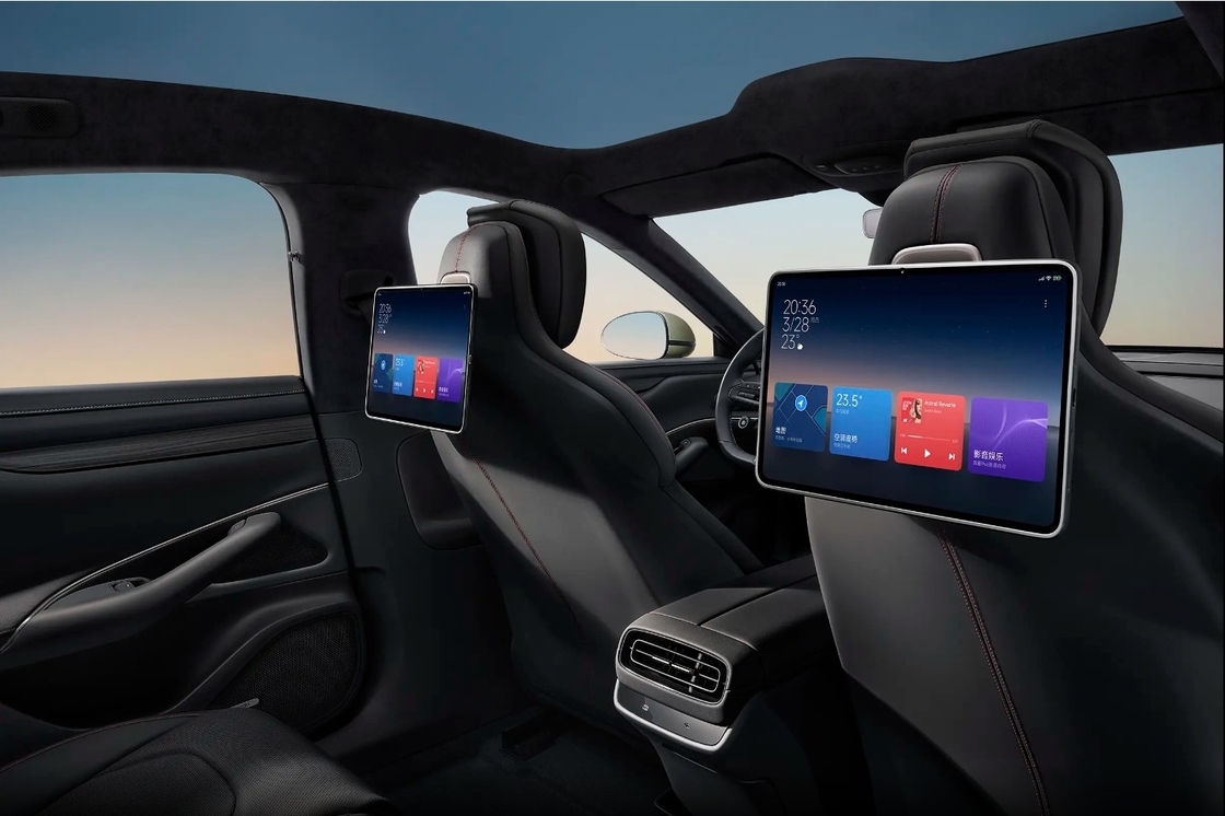 XIAOMI SU7 Sedan AWD All Wheel Drive SUV elettrico 800km 101kWh PS 495kw/838nm R19