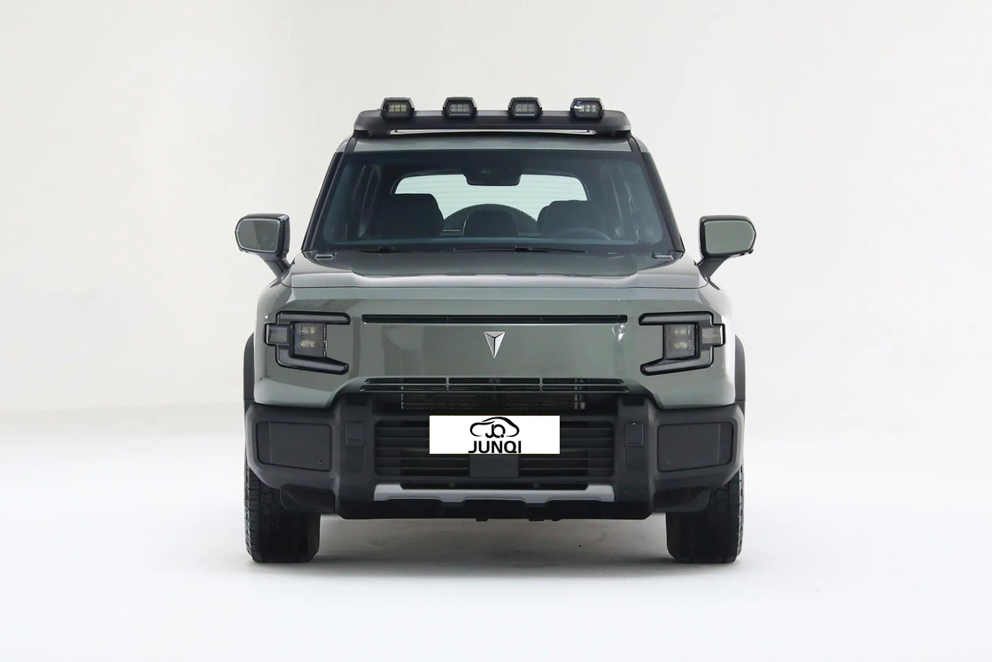Scopri il futuro della mobilità sostenibile con l'auto elettrica Changan DeepBlue Shenlan G318
