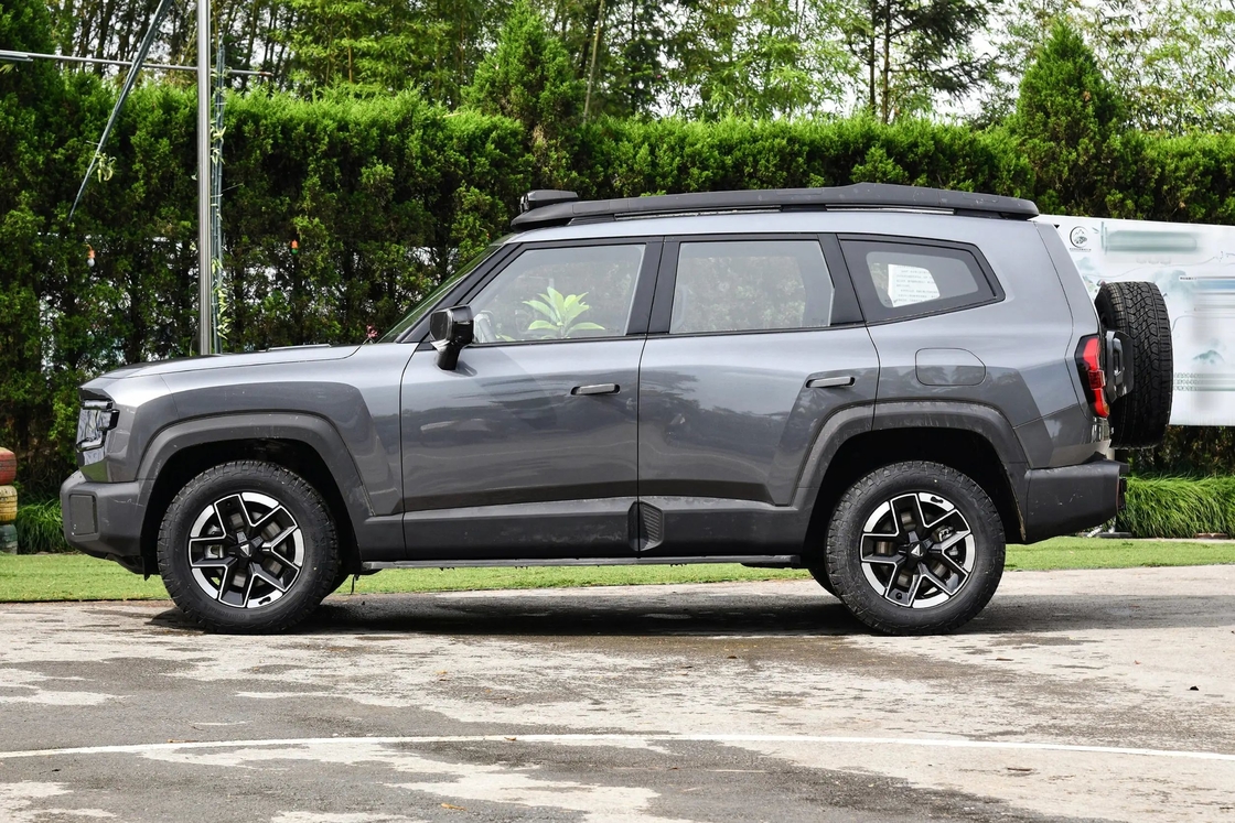 Changan Electric Car DeepBlue Shenlan G318 4 ruote Suv elettrico ibrido a combustibile 4WD fuoristrada