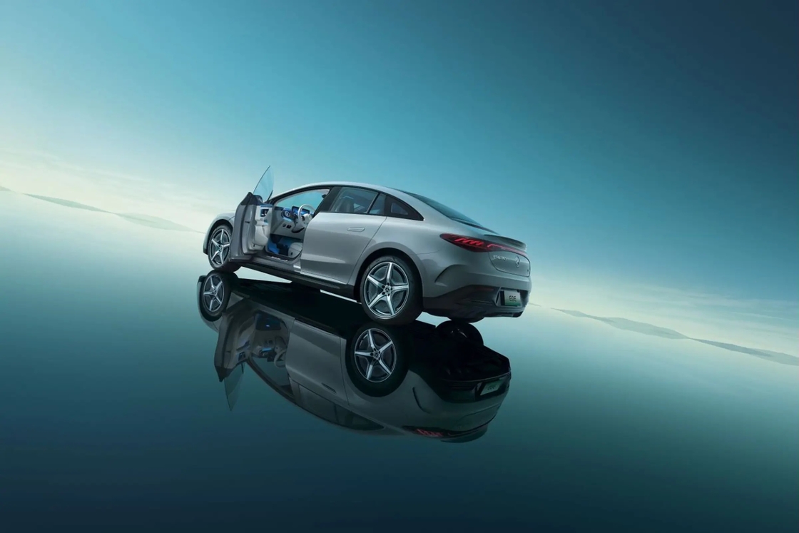 EQE 350 Mercedes Benz Veicolo elettrico 5 posti Auto elettrica ad alte prestazioni 180km/h