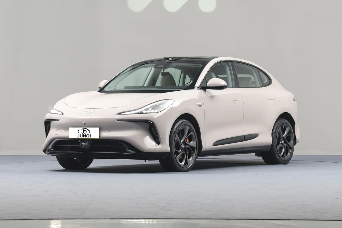 Zhiji LS62023 Max Ultra-Long Range Edition IM Electric Car per SUV di medie e grandi dimensioni con 760 km di autonomia elettrica pura