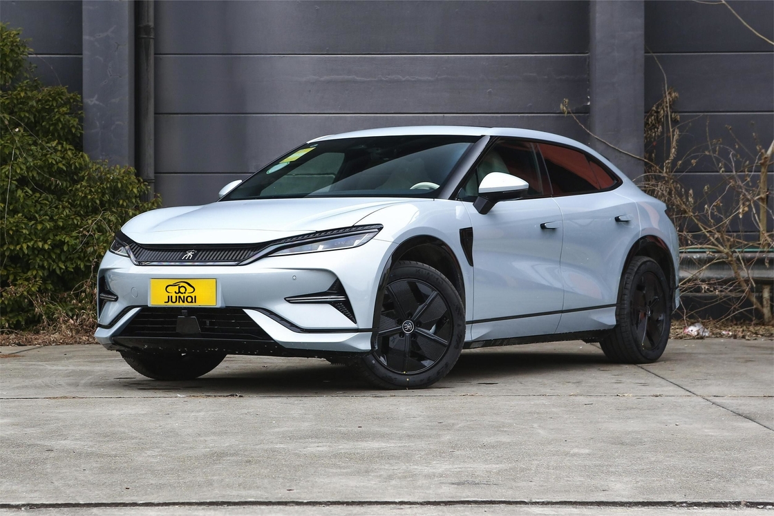 4WD Byd Song L EV Champion 662km Long Range 5 porte 5 posti SUV Veicolo a nuova energia