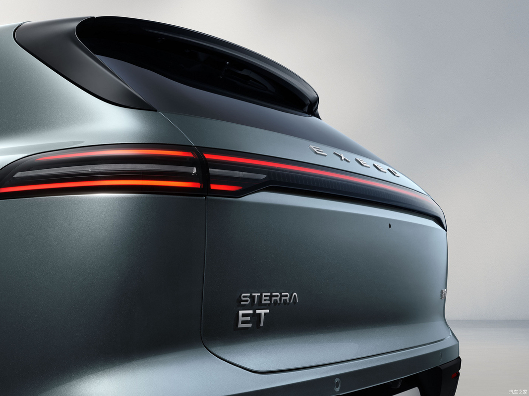 200km/h Chery Electric Car SUV EXEED ET 290 Nm Torque Con porta a sospensione laterale