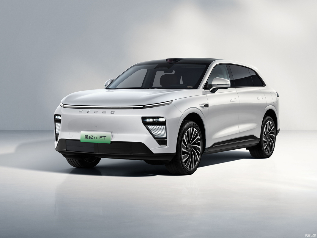 EXEED ET Chery SUV elettrico con 520Km su una sola carica 200km/h velocità massima