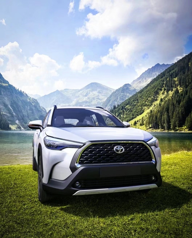 126kW Toyota Benzina Car Corolla Sharp 2.0L elettrico ibrido doppio motore