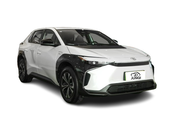 Hybrid Toyota Bz 4X SUV elettrico per consumatori consapevoli dell'ambiente e appassionati di attività all'aperto