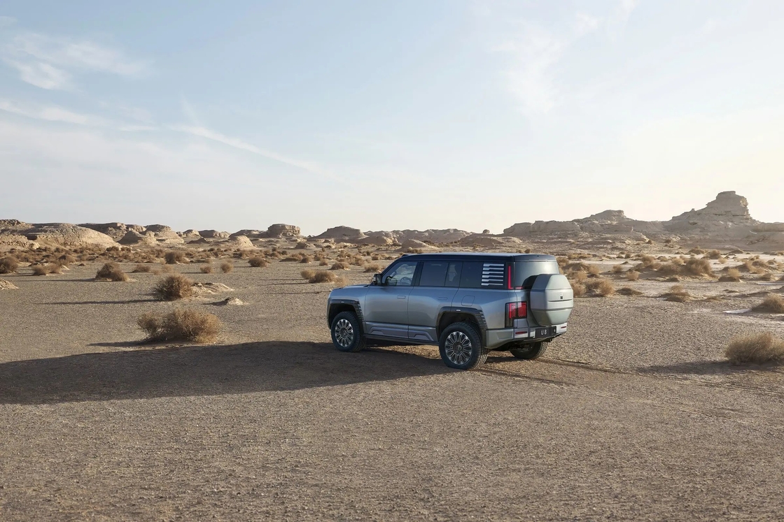 Nuovo SUV off-road Jeep 4X4 Veicolo BYD Yangwang U8 Auto a vista