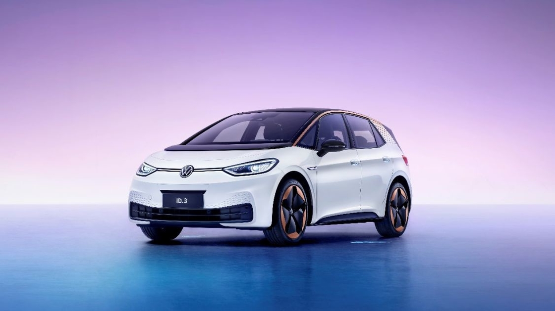 VW Volkswagen Electric Car ID3 Sedan Tipo Pure Electric 170 cavalli