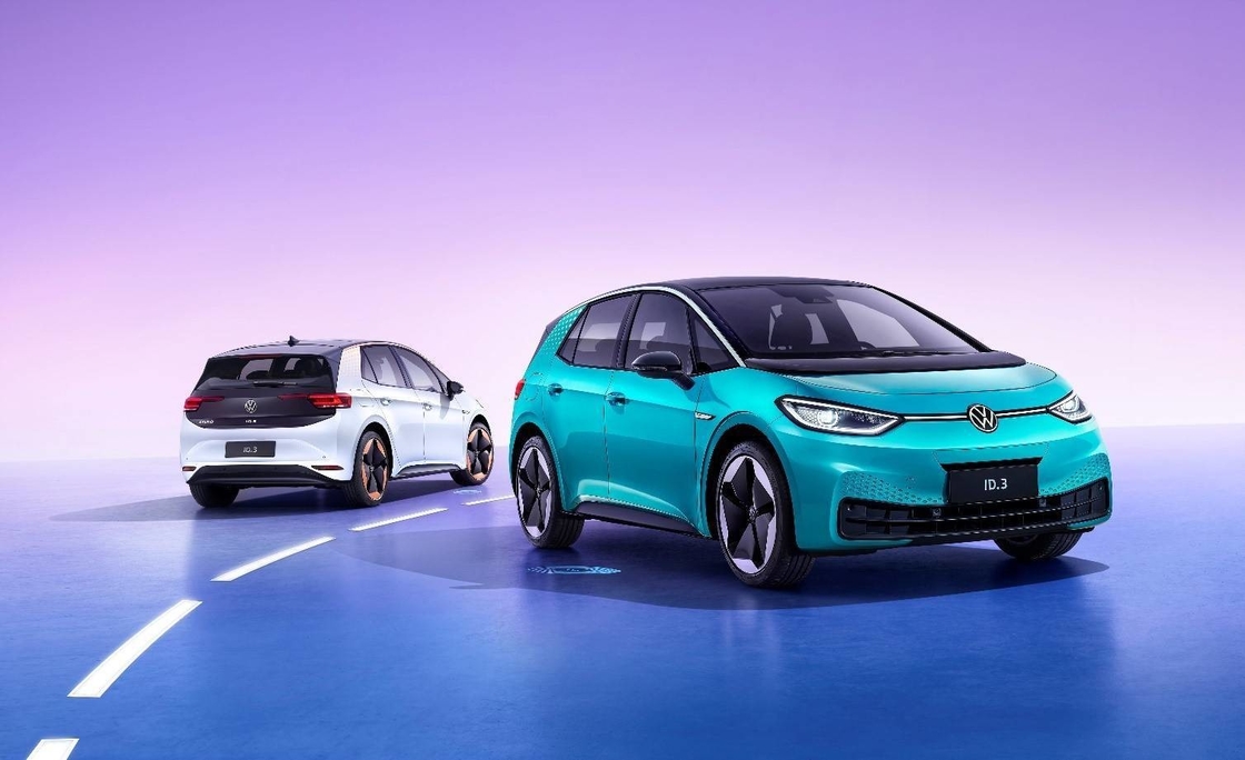 300 miglia di autonomia Auto elettrica Volkswagen 160 km/h 5 posti auto elettrica VW ID3