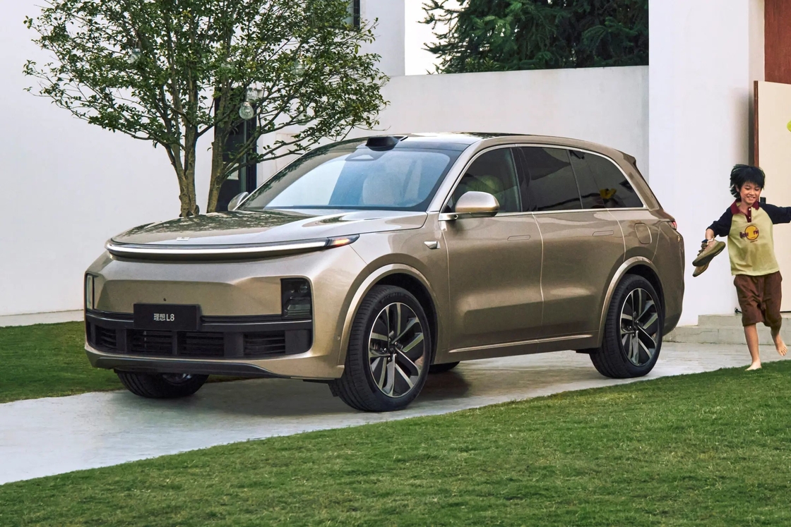 Lixiang L8 Family Size Electric Car 400km con ruote diverse e durevoli