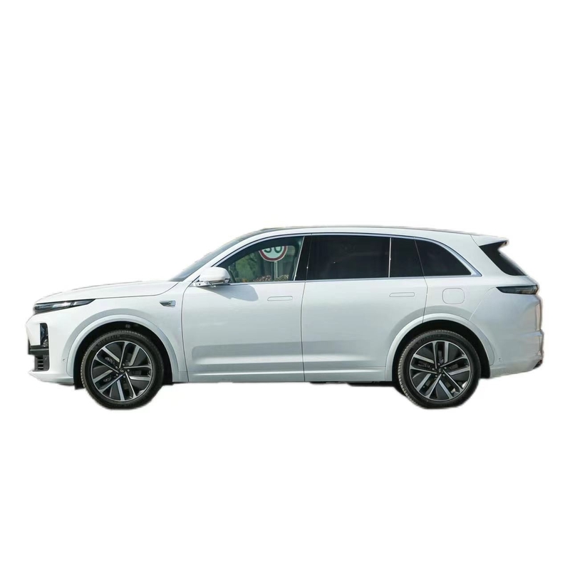 Auto elettrica Li L7 con 1 315 km di autonomia completa e 225 km di autonomia elettrica pura