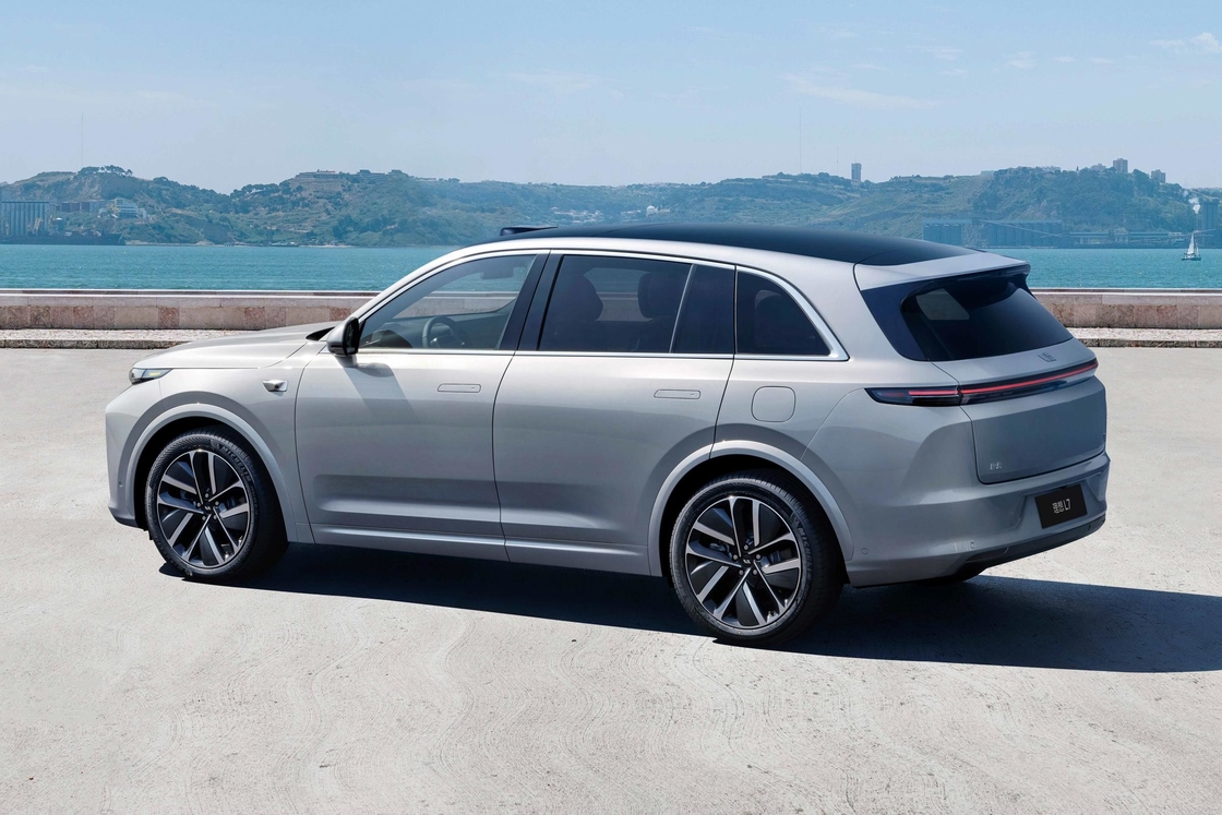 500 km di autonomia Lixiang Electric Car L7 AWD 5 porte 7 posti Electric Car