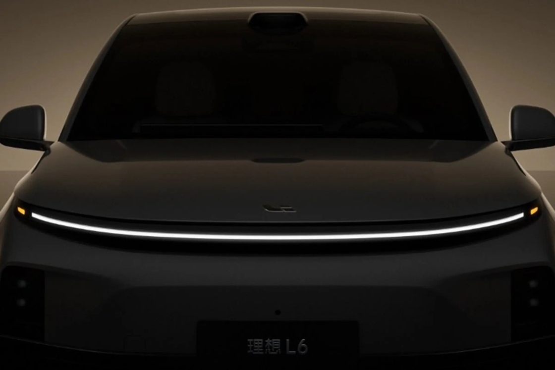 5 porte 7 posti Lixiang L6 MPV Auto elettrica a trazione integrale Guida a sinistra