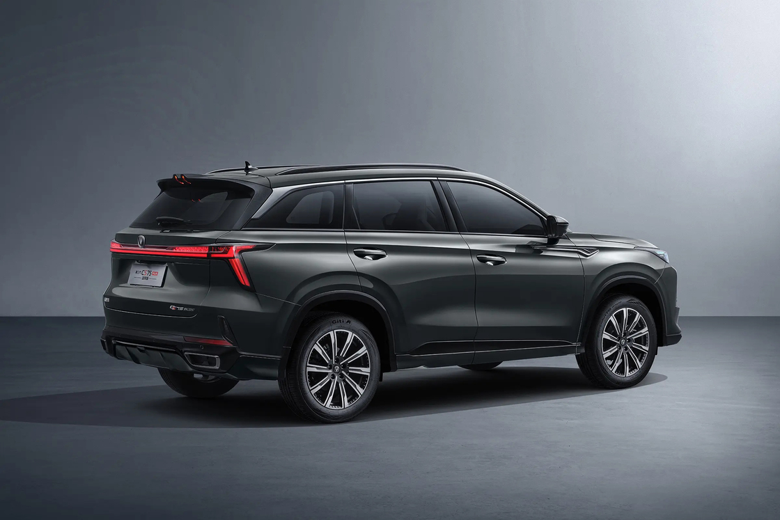 Changan Petrol CS75 Plus SUV Tipo di energia a benzina per le vostre avventure quotidiane