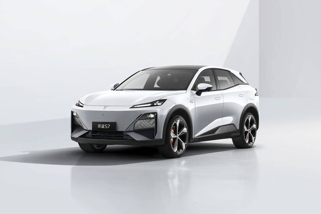 5 porte 5 posti Changan Veicoli elettrici DeepBlue 07 Range esteso 238 CV