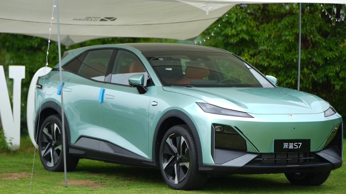 5 porte 5 posti Changan Veicoli elettrici DeepBlue 07 Range esteso 238 CV