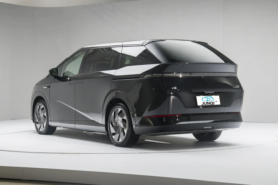 2024 Xpeng X9 702 Ultra Long Range Pro / Max Edition EV 7-seater MPV Con 320hp Nuova auto FWD Euro VI Xpeng X9 Da ChinaV