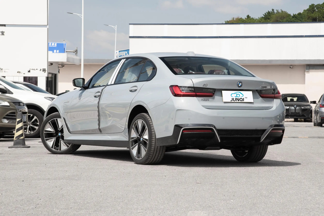 BMWS I3 IX3 Pure Electric Luxury Sedan Modello 2024 Edrive 35 L 40L Sport Night Nev I3 BMWS Made in China