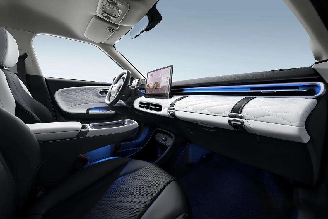 Veicoli a nuova energia 201km Batteria lunga durata Suv Ev 5 porte 4 posti Ev Auto Nami Dongfeng Nano Box 0km Auto usata