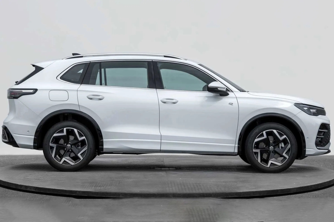 Volkswagen Tiguan 2024 R line 380TSI 4WD 1.5T 2.0T VW Tiguan L pro edizione ammiraglia 5 posti Autoveicolo a benzina SUV