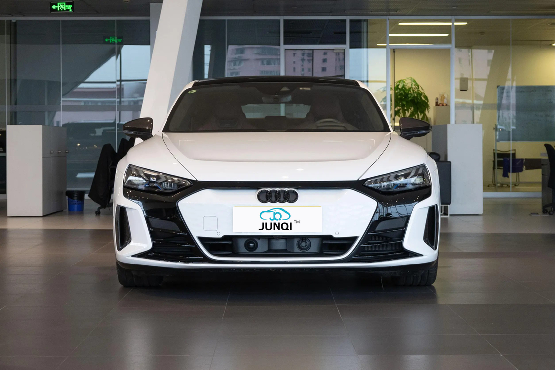 Veicoli di lusso 495 km Automobile elettrico a lungo raggio A U D I RS E-tron GT 4 Veicolo elettrico a quattro ruote