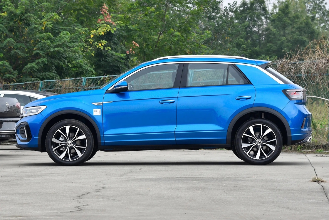 Vendita calda 2024 Usata VW T-Roc 280 Tsi Compatto SUV Veicolo a benzina 1.4t Gas Car Max velocità 200 Km/H 5 posti auto